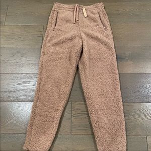 New Skims teddy sweats NWT